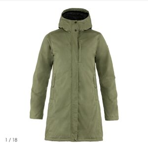 Fjallraven Kiruna Padded Parka, sz Small, in green